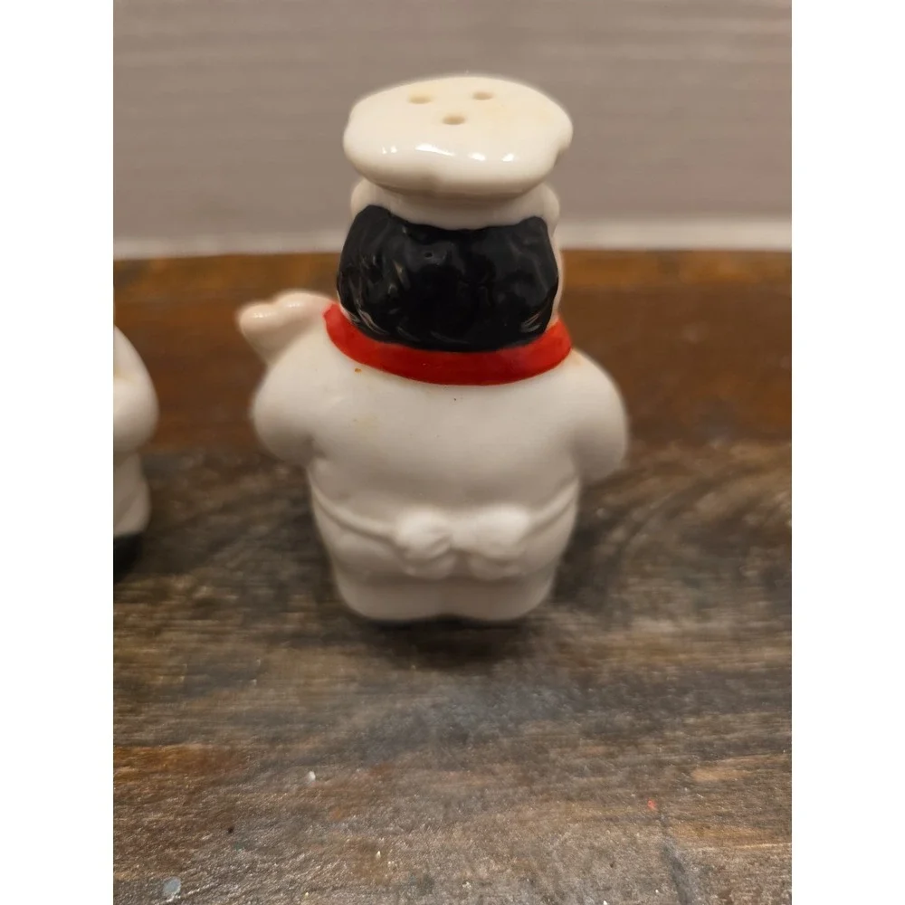 Vintage Fat Italian Chef Salt and Pepper Shaker Matching Set